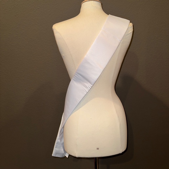 The Radiant 'Bride-To-Be' Sash By The Sash Company - Picture 6 of 12